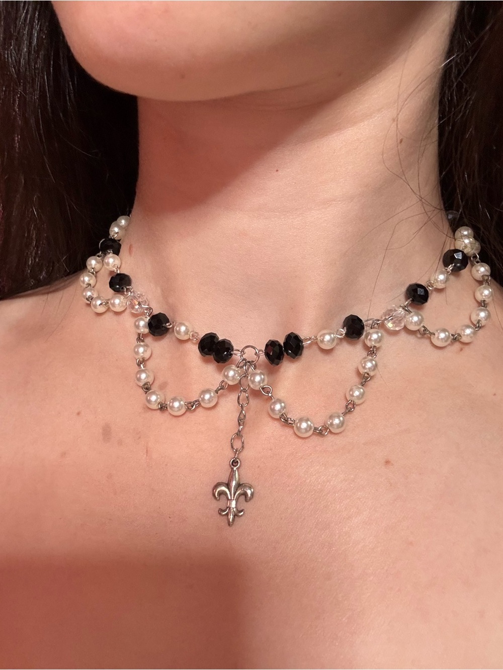 Elegant Black & Pearl Choker Necklace with Fleur-de-Lis Charm